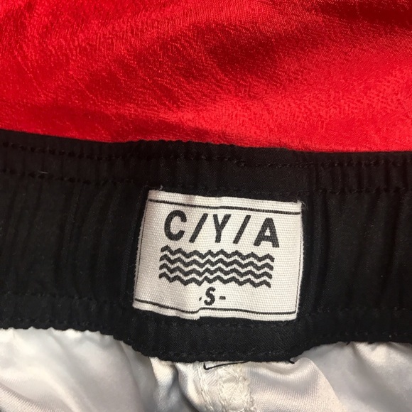 Cool cat shorts - Picture 3 of 4